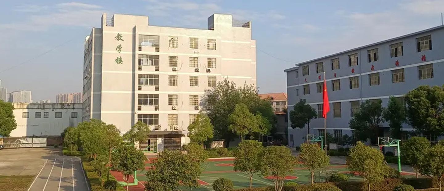 电工培训，就业无忧<br>结业即上岗